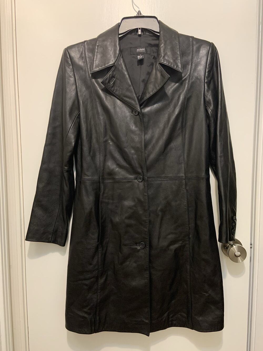 Alfani Women’s Black Genuine Leather Jacket (Size Medium) Pre-Owned